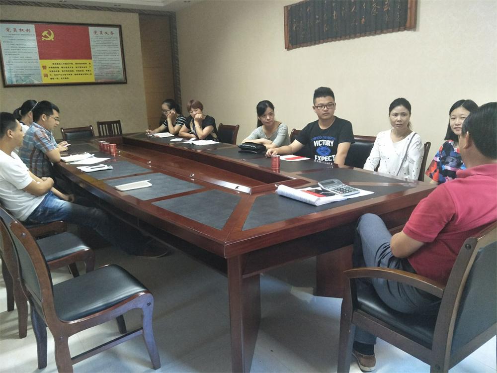 福建易順建筑工程有限公司2017年第一屆：“金秋助學(xué)，學(xué)子圓夢(mèng)，誠信你我，感恩社會(huì)”