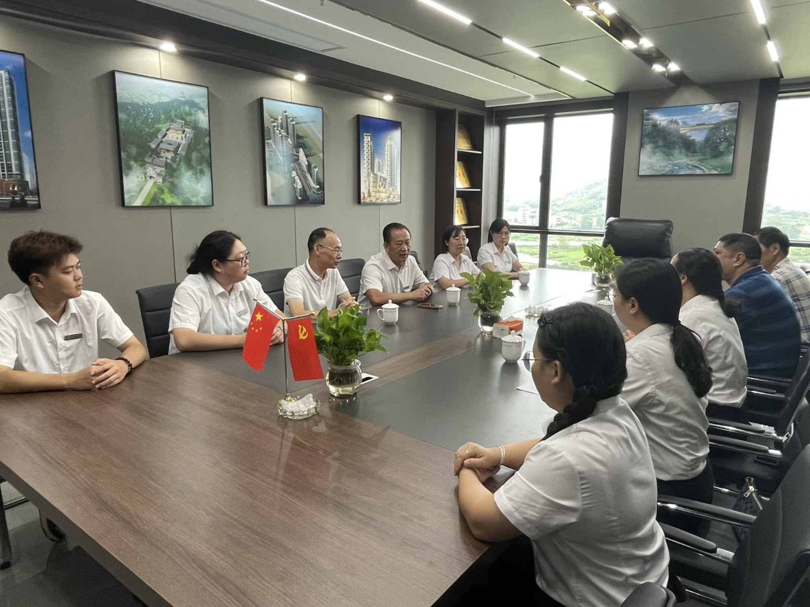 松溪縣人民法院深入企業,提供貼心指導助力企業發展