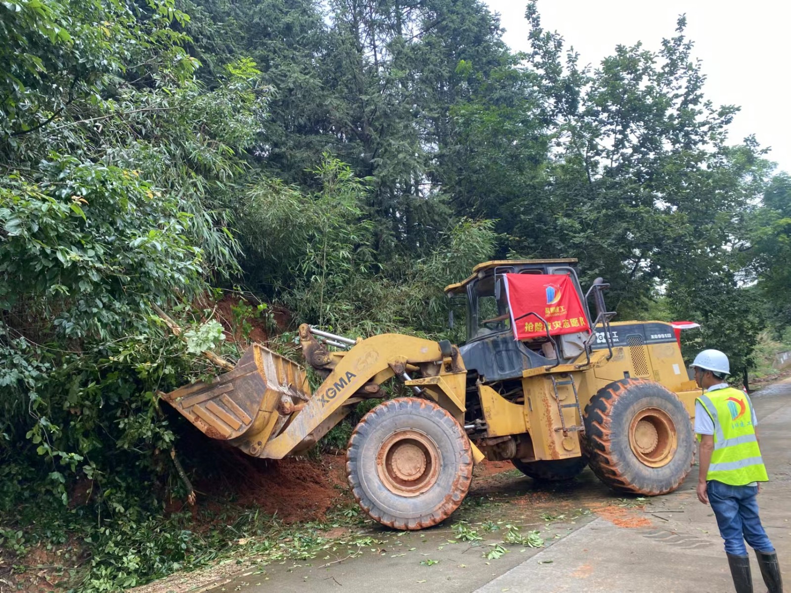 易順搶險顯擔當,傳遞社會正能量