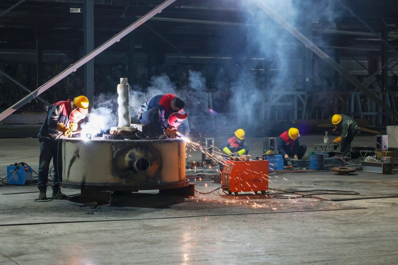 松溪縣三和循環經濟產業園標準化廠房和基礎設施提升項目建設“分秒必爭”